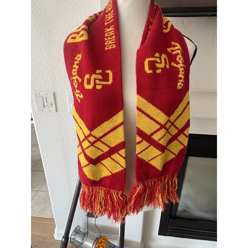 USC Trojans Women’s Soccer “Beat the Bruins” November 7, 2014 Scarf